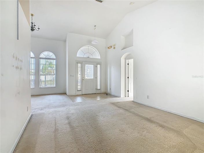 Image No.43-5 Bed Property for sale