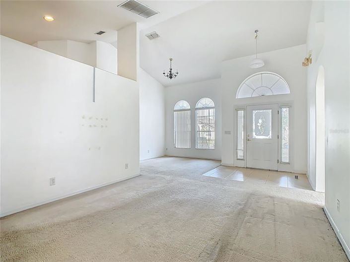 Image No.6-5 Bed Property for sale