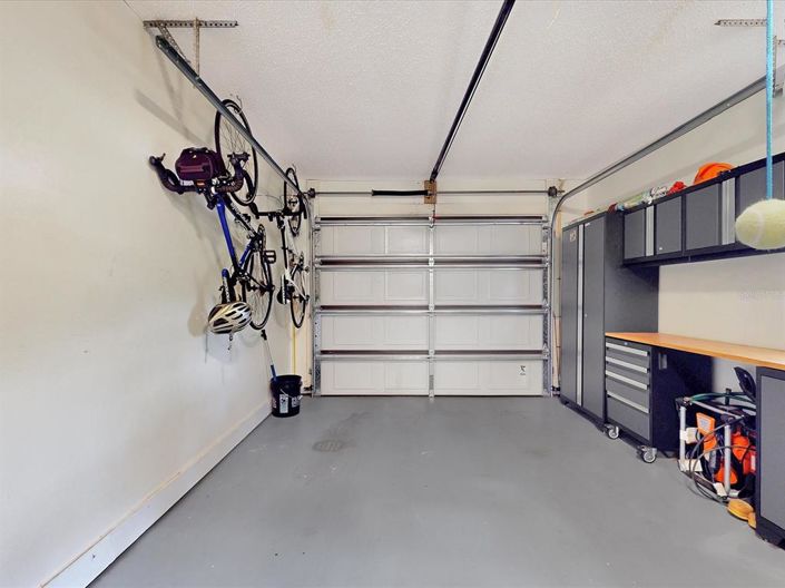 Image No.25-2 Bed Townhouse for sale