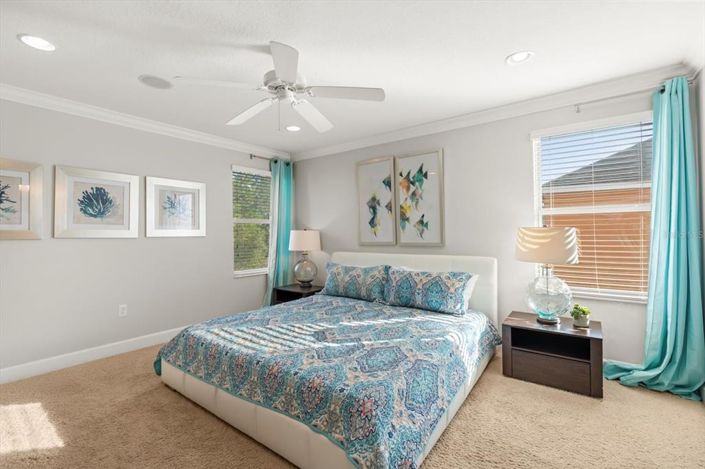 Image No.40-6 Bed Property for sale