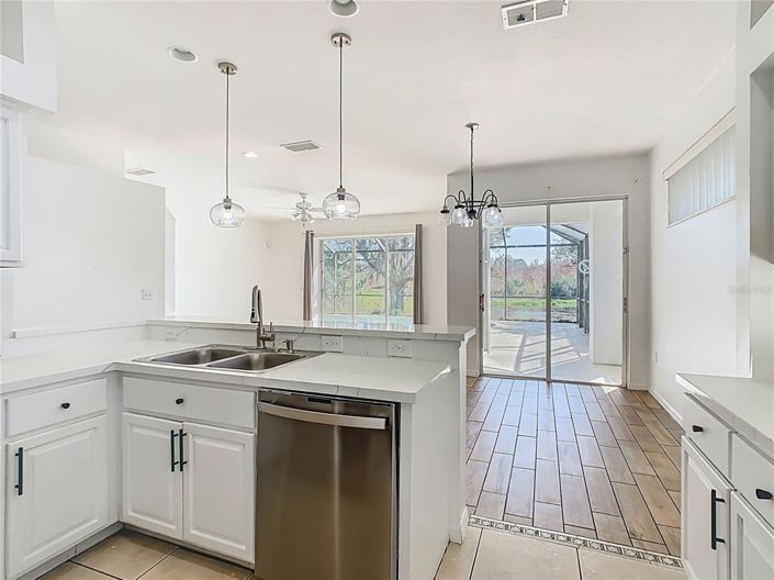 Image No.15-Propriété de 4 chambres à vendre à Kissimmee