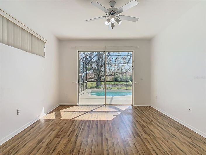 Image No.19-Propriété de 4 chambres à vendre à Kissimmee