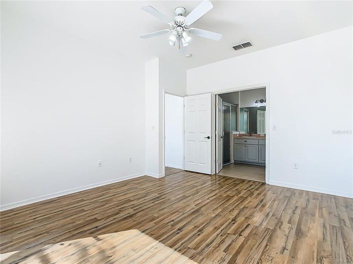 Image No.20-Propriété de 4 chambres à vendre à Kissimmee