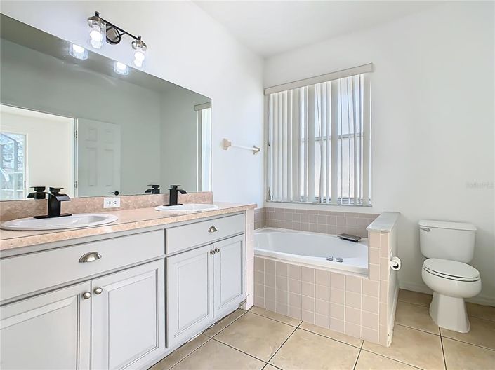 Image No.22-Propriété de 4 chambres à vendre à Kissimmee