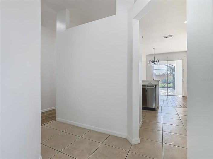 Image No.5-Propriété de 4 chambres à vendre à Kissimmee