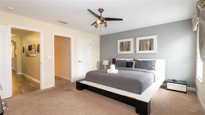 Image No.32-6 Bed Property for sale