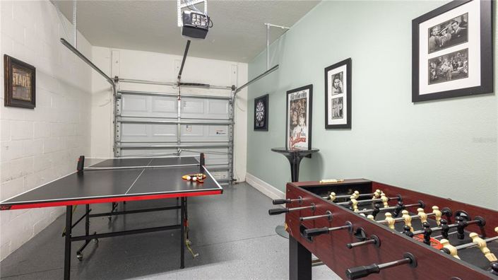 Image No.42-6 Bed Property for sale