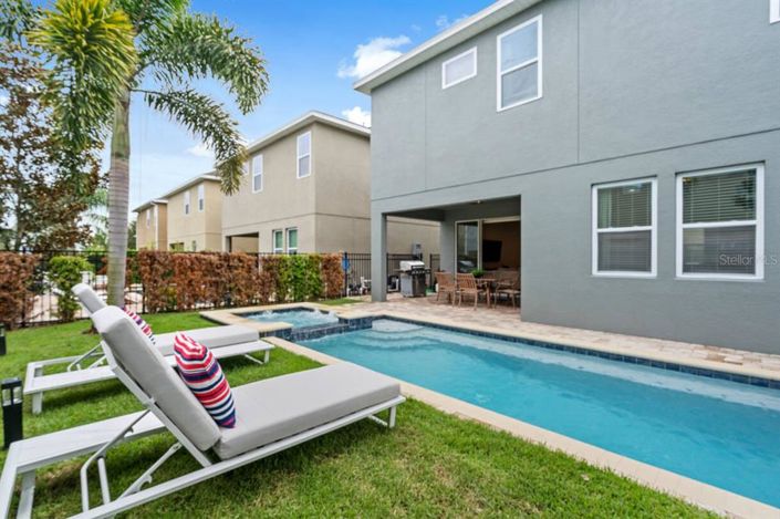 Image No.6-Propriété de 6 chambres à vendre à Kissimmee