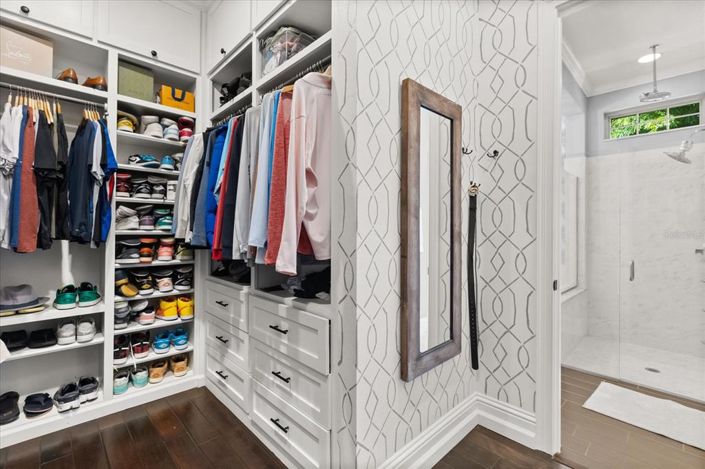 Image No.21-5 Bed Property for sale