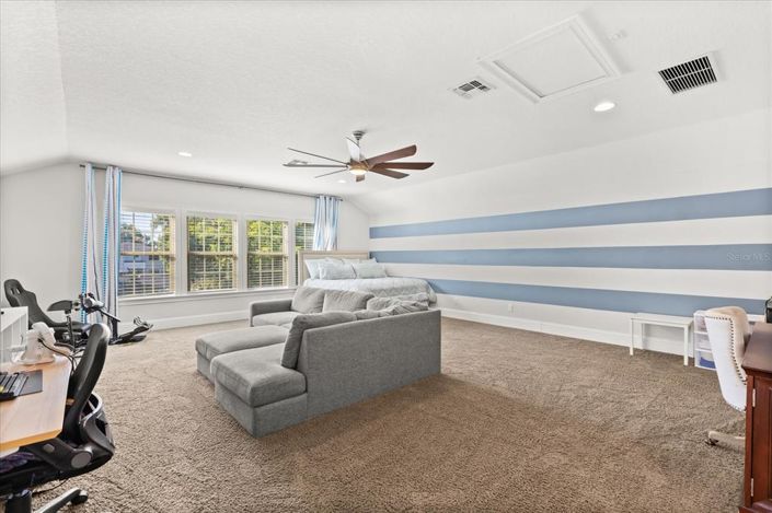 Image No.23-5 Bed Property for sale