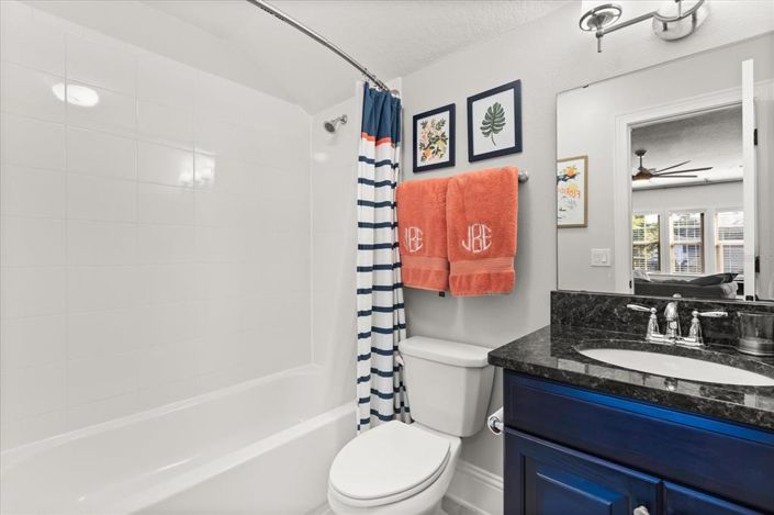 Image No.28-5 Bed Property for sale