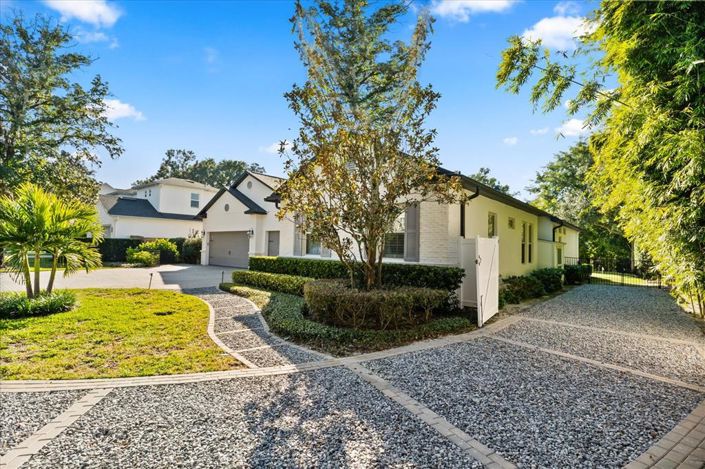 Image No.41-5 Bed Property for sale