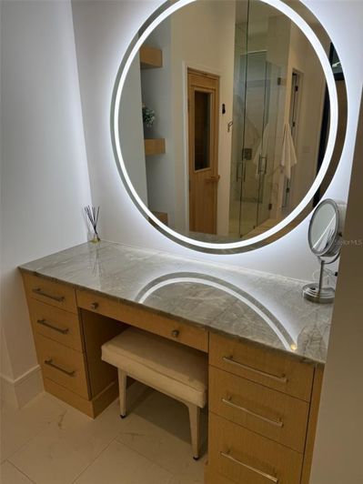 Image No.25-5 Bed Property for sale