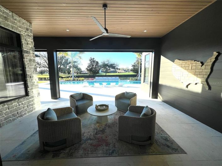 Image No.4-5 Bed Property for sale