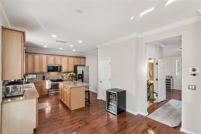 Image No.18-4 Bed Property for sale