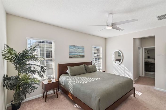 Image No.23-4 Bed Property for sale