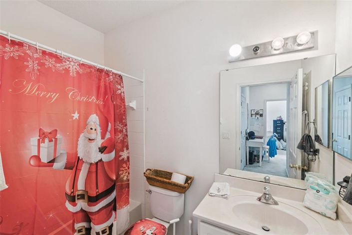 Image No.37-4 Bed Property for sale