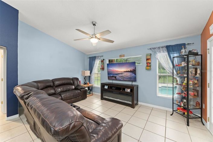 Image No.16-Propriété de 3 chambres à vendre à Kissimmee