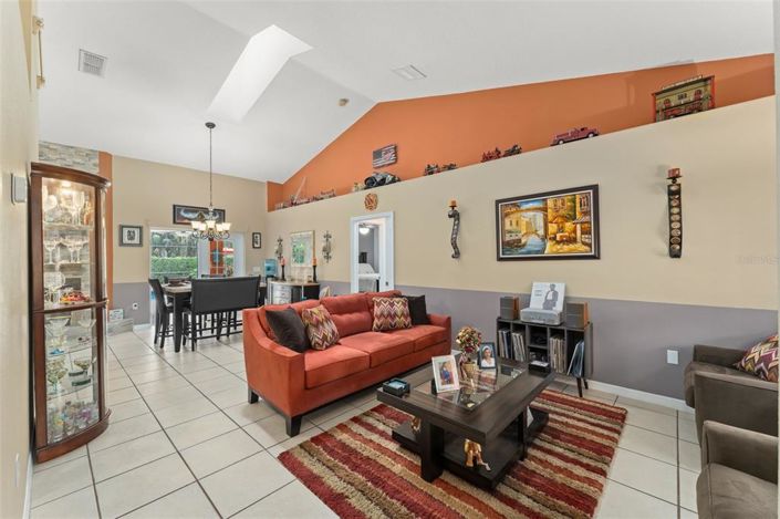 Image No.4-Propriété de 3 chambres à vendre à Kissimmee