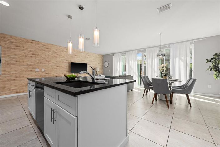 Image No.6-Maison de ville de 4 chambres à vendre à Kissimmee