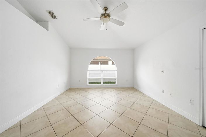 Image No.20-Propriété de 4 chambres à vendre à Kissimmee