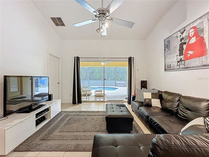 Image No.12-Propriété de 5 chambres à vendre à Davenport