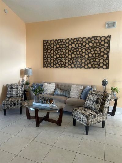 Image No.5-Propriété de 3 chambres à vendre à Kissimmee