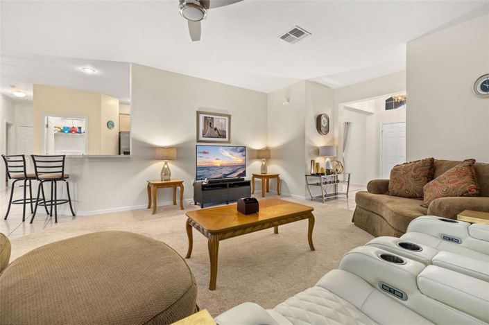 Image No.15-4 Bed Property for sale