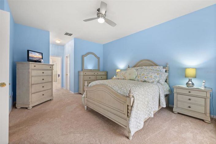 Image No.28-4 Bed Property for sale