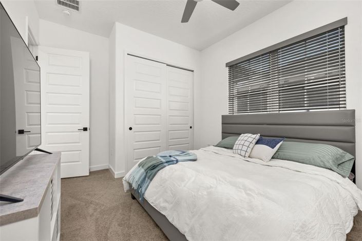 Image No.19-4 Bed Property for sale