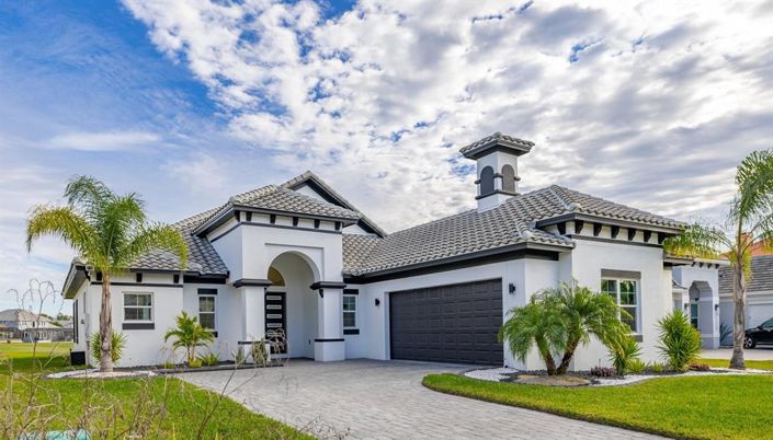 Image No.3-4 Bed Property for sale