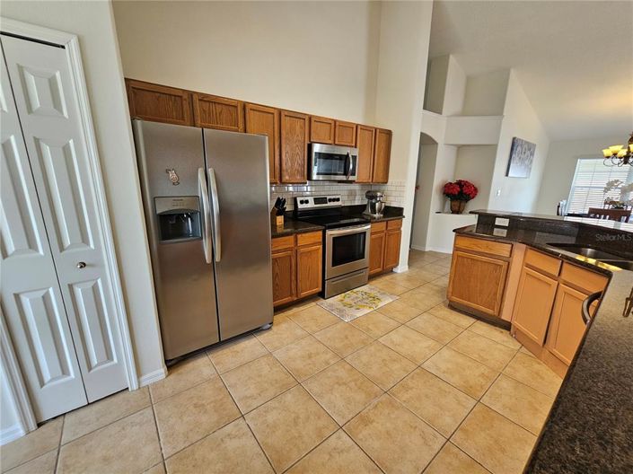 Image No.14-4 Bed Property for sale