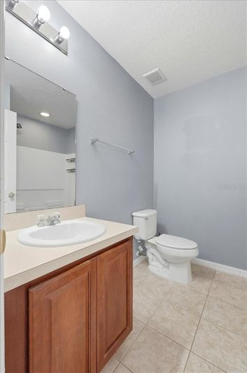 Image No.25-3 Bed Property for sale