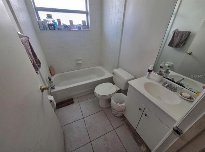 Image No.18-Propriété de 4 chambres à vendre à Kissimmee