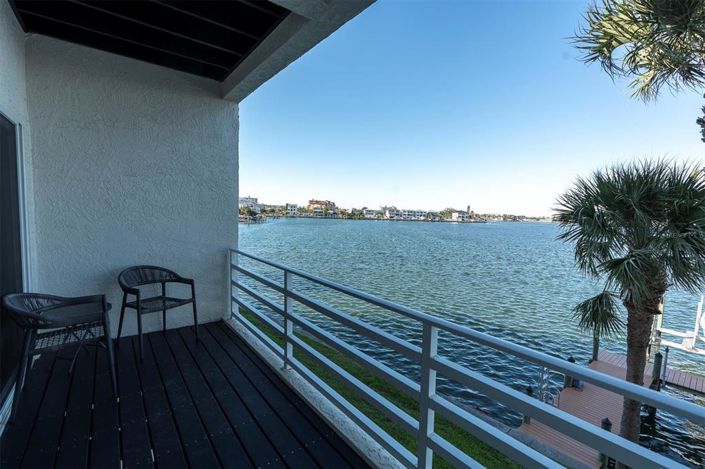 Image No.18-3 Bed Townhouse for sale