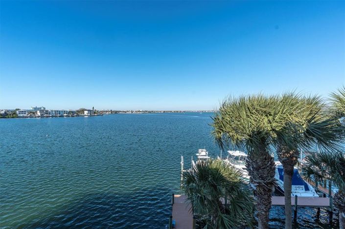 Image No.24-3 Bed Townhouse for sale