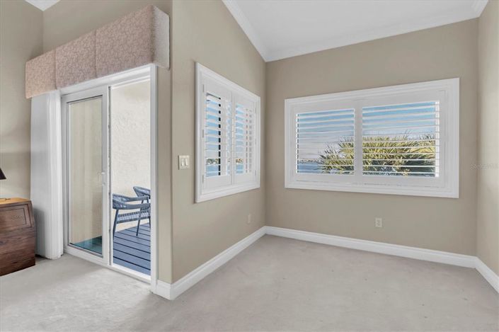 Image No.27-3 Bed Townhouse for sale