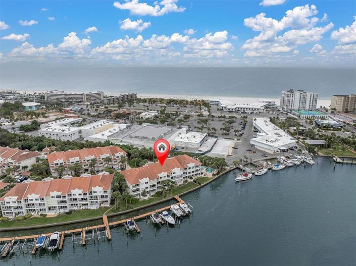 Image No.44-4 Bed Townhouse for sale