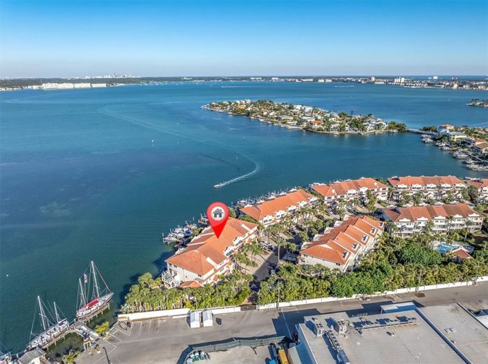 Image No.47-3 Bed Townhouse for sale