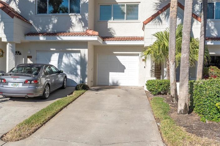 Image No.6-3 Bed Townhouse for sale