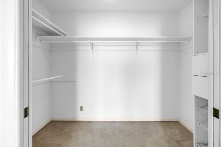 Image No.21-2 Bed Property for sale