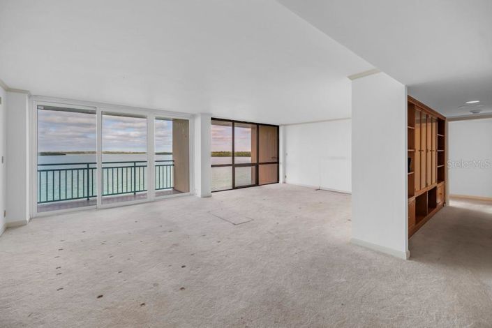 Image No.3-2 Bed Property for sale