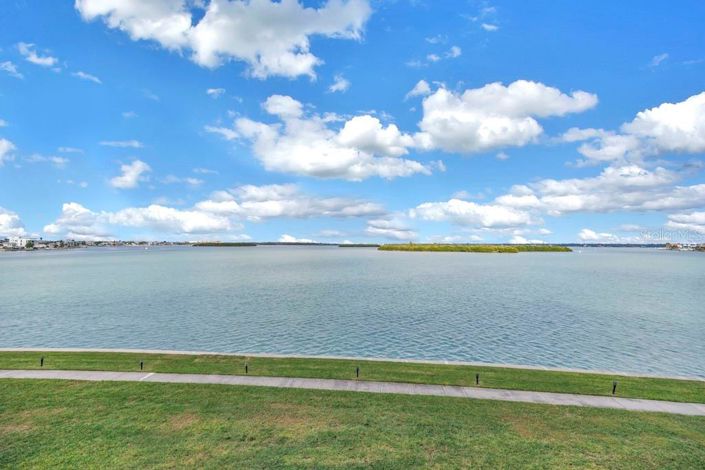 Image No.4-2 Bed Property for sale