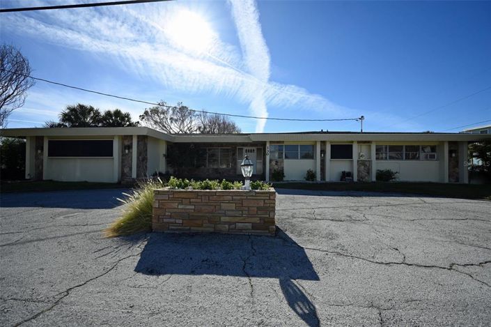 Image No.2-Propriété de 4 chambres à vendre à St. Pete Beach