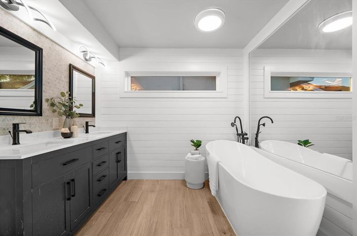 Image No.31-4 Bed Property for sale