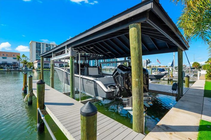 Image No.58-4 Bed Property for sale