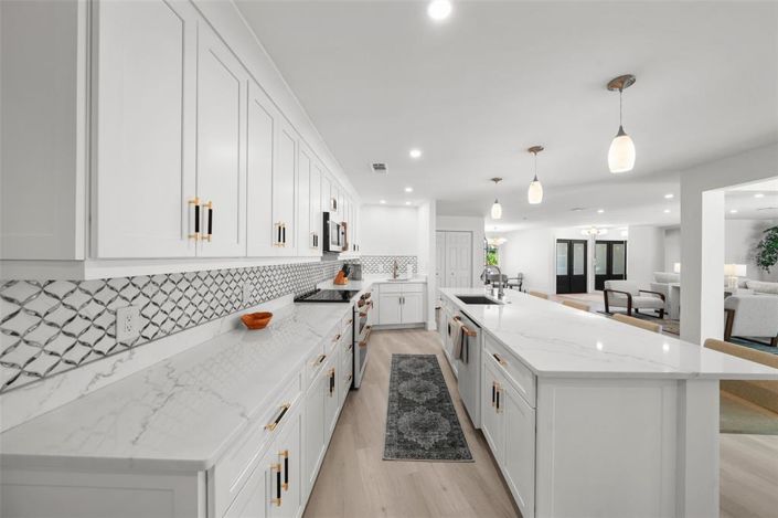 Image No.16-4 Bed Property for sale