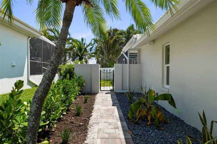 Image No.54-4 Bed Property for sale