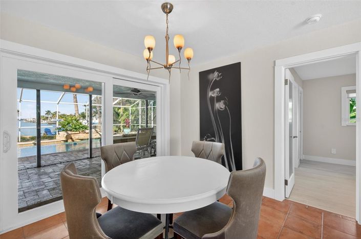 Image No.23-3 Bed Property for sale