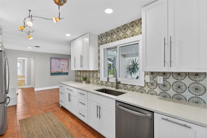 Image No.26-3 Bed Property for sale